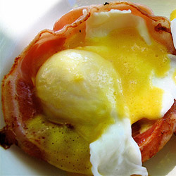 Best eggs Benedict in Bellevue